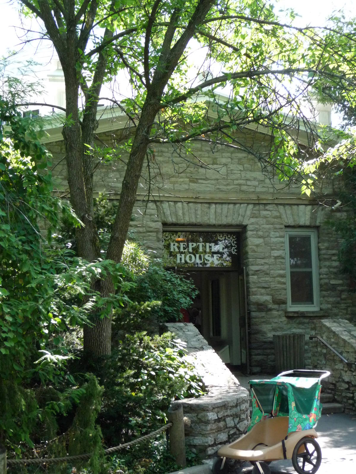 Cincinnati Zoo - Reptile House