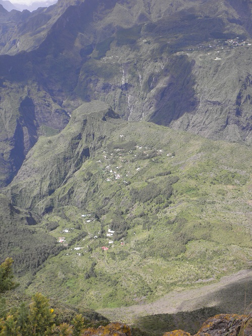 Cirque de Silaos  ?   Reunion.