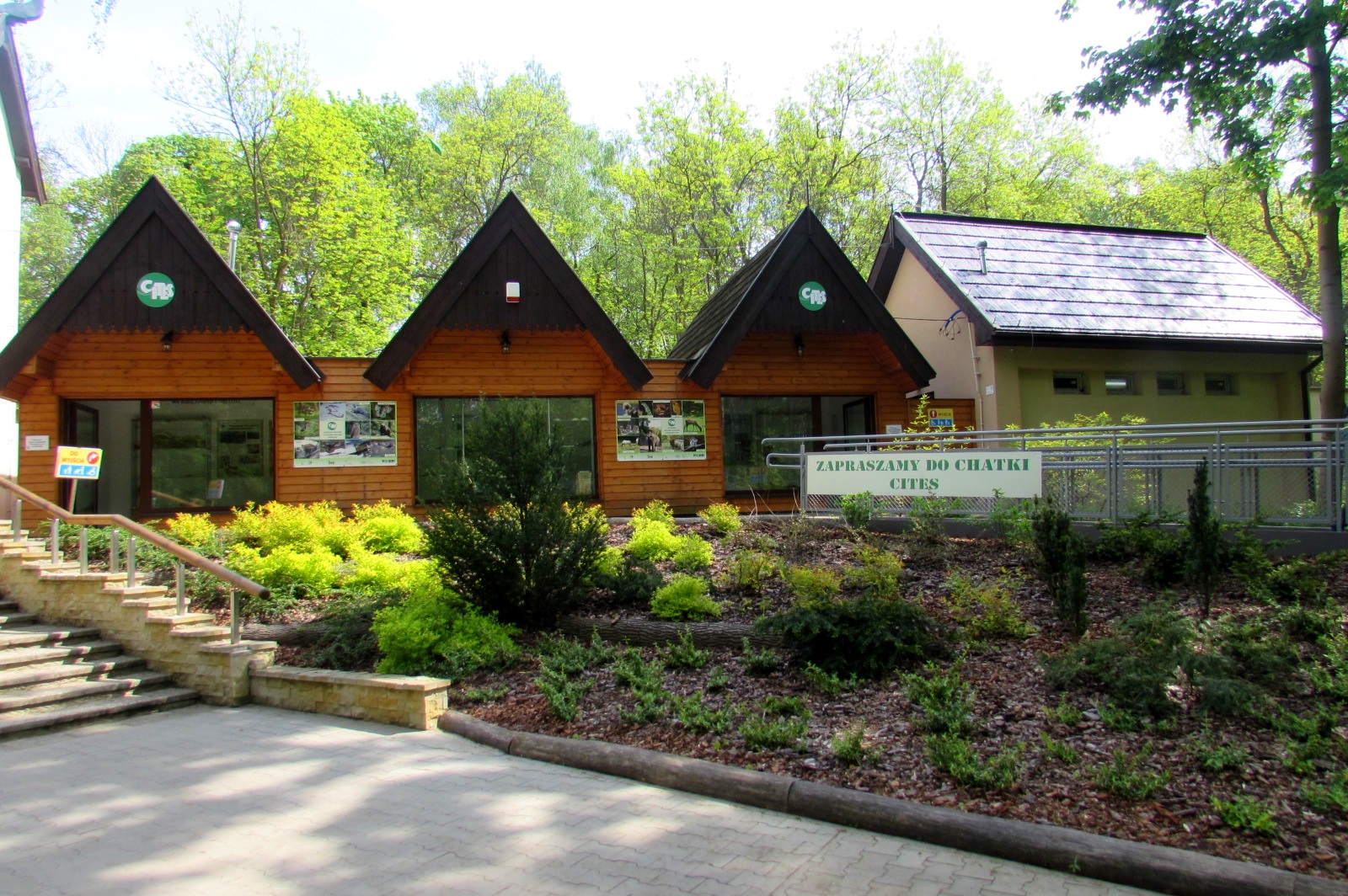 CITES house near the entrance - 05/2015