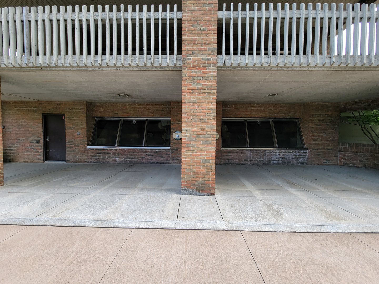 Cleveland Zoo - Africa, Empty building
