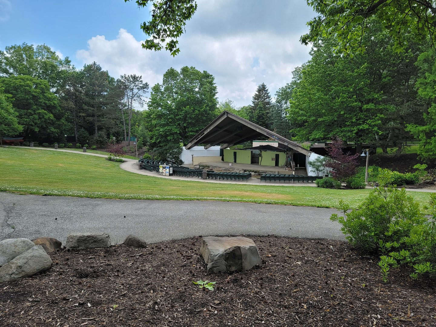 Cleveland Zoo - Ampitheatre