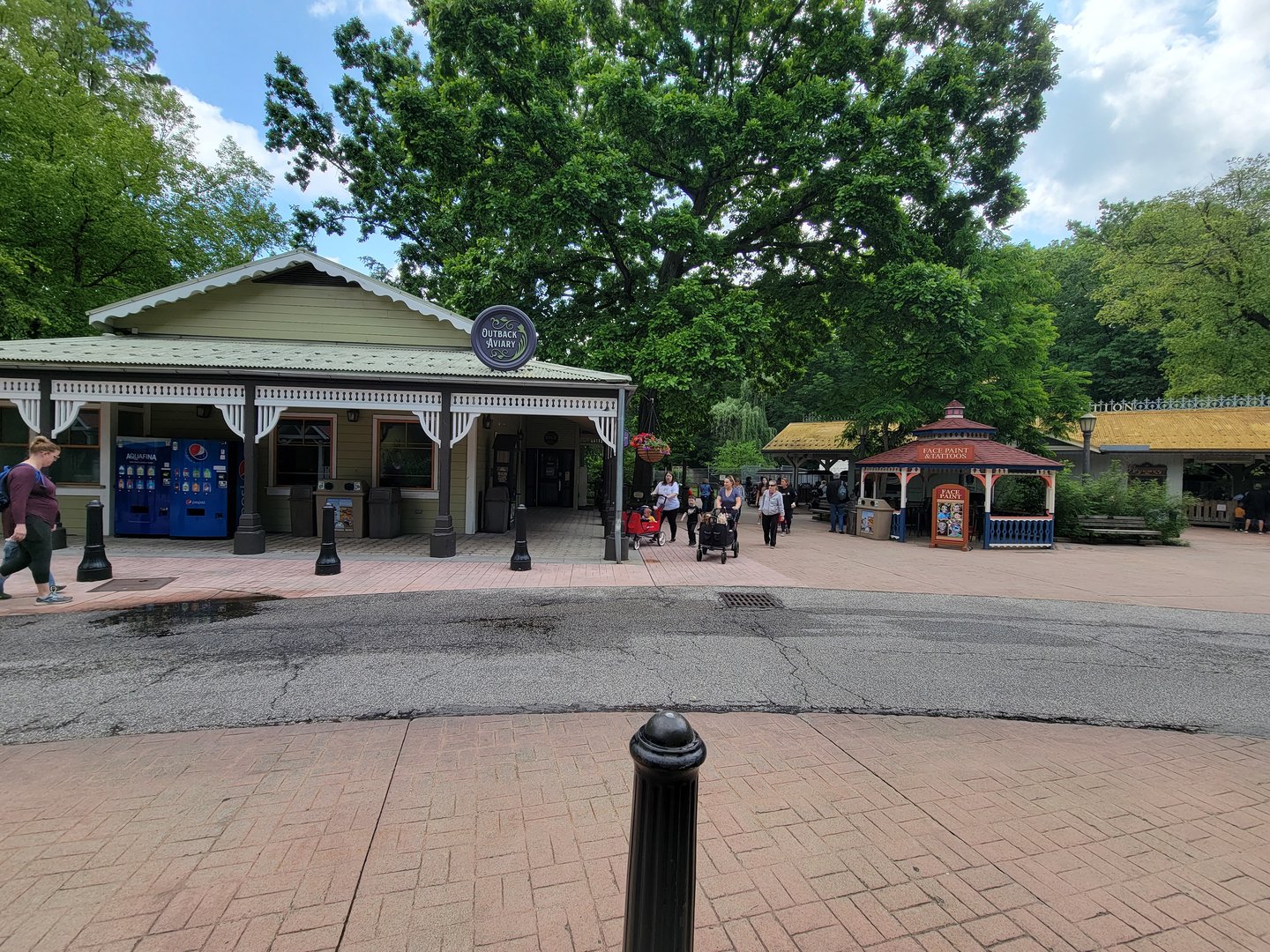 Cleveland Zoo - Australia, Outback Aviary (closed), train station