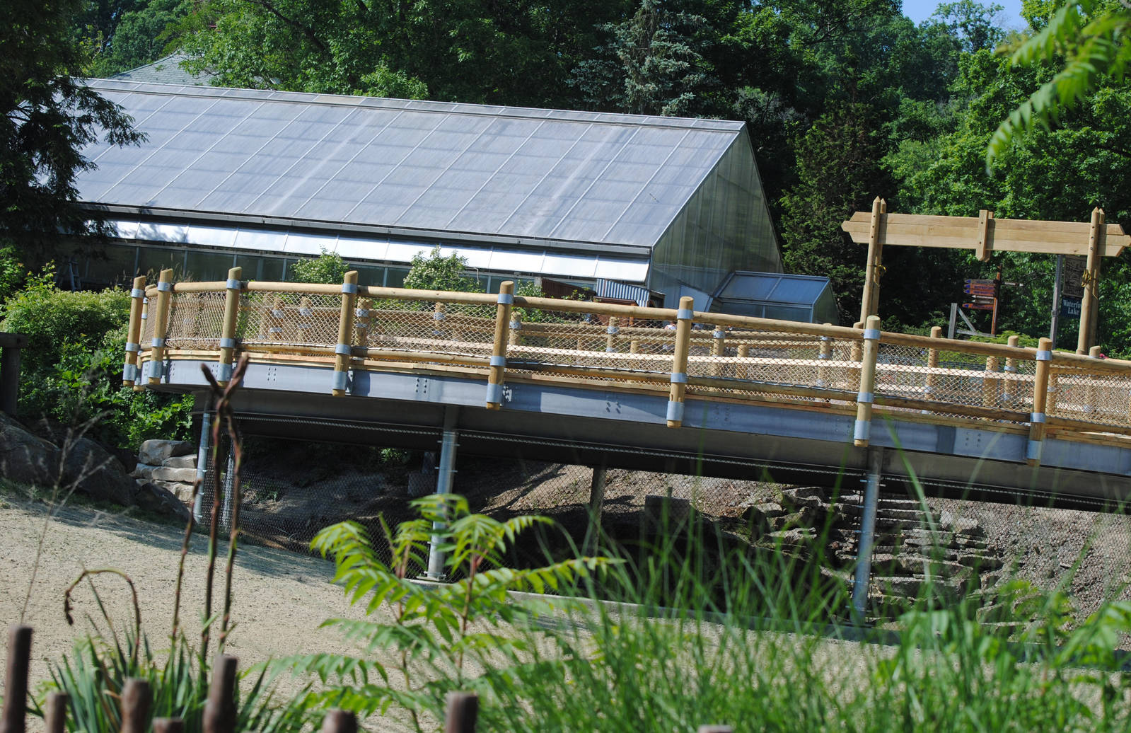 Cleveland Zoo - New Giraffe Deck