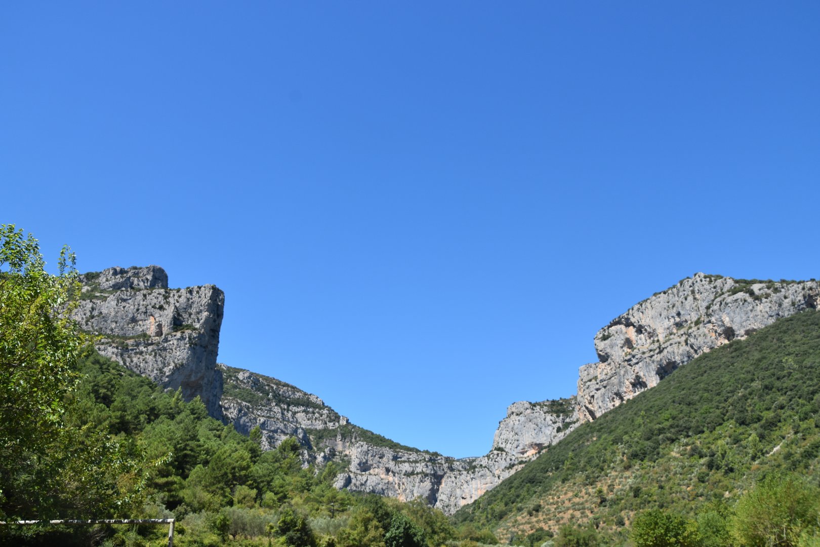 Cliffs around St Guilhem le Desert, France