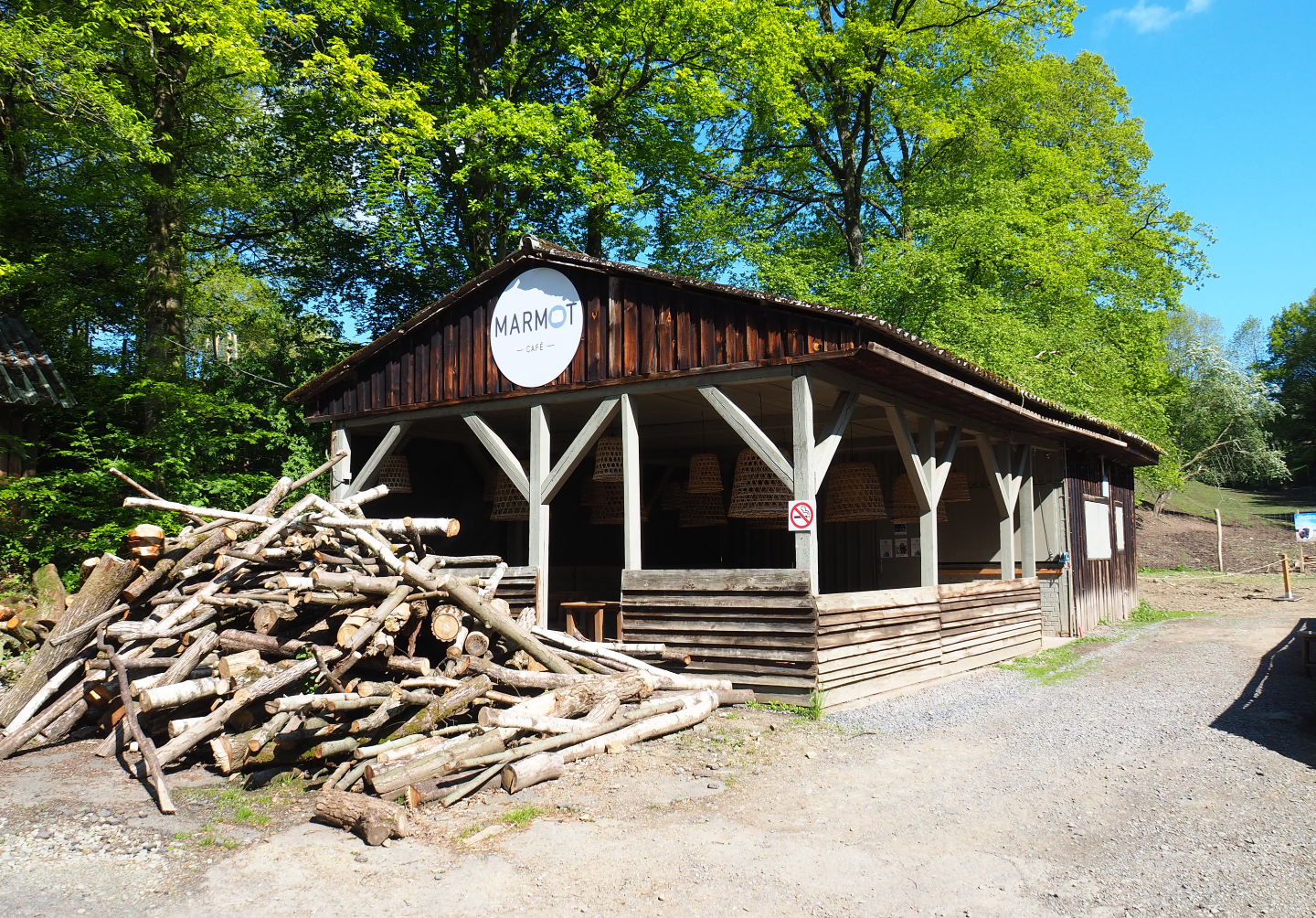 Closed Marmot café, 2021-05-29