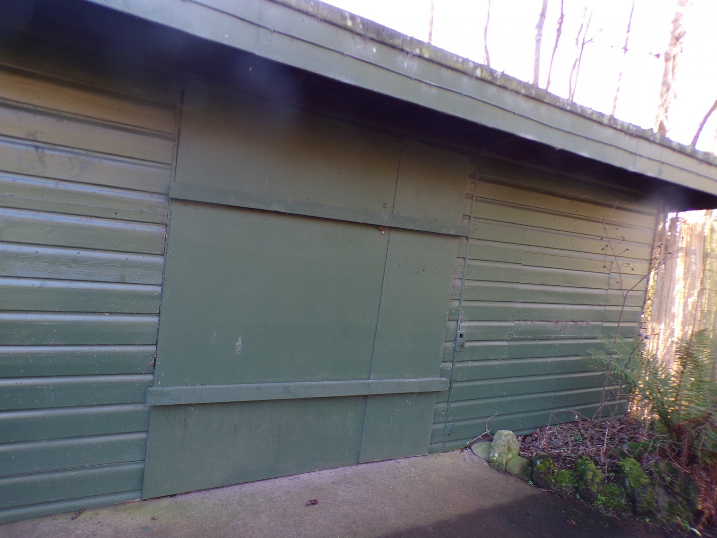 Closed off cassowary viewing area 1.1.24