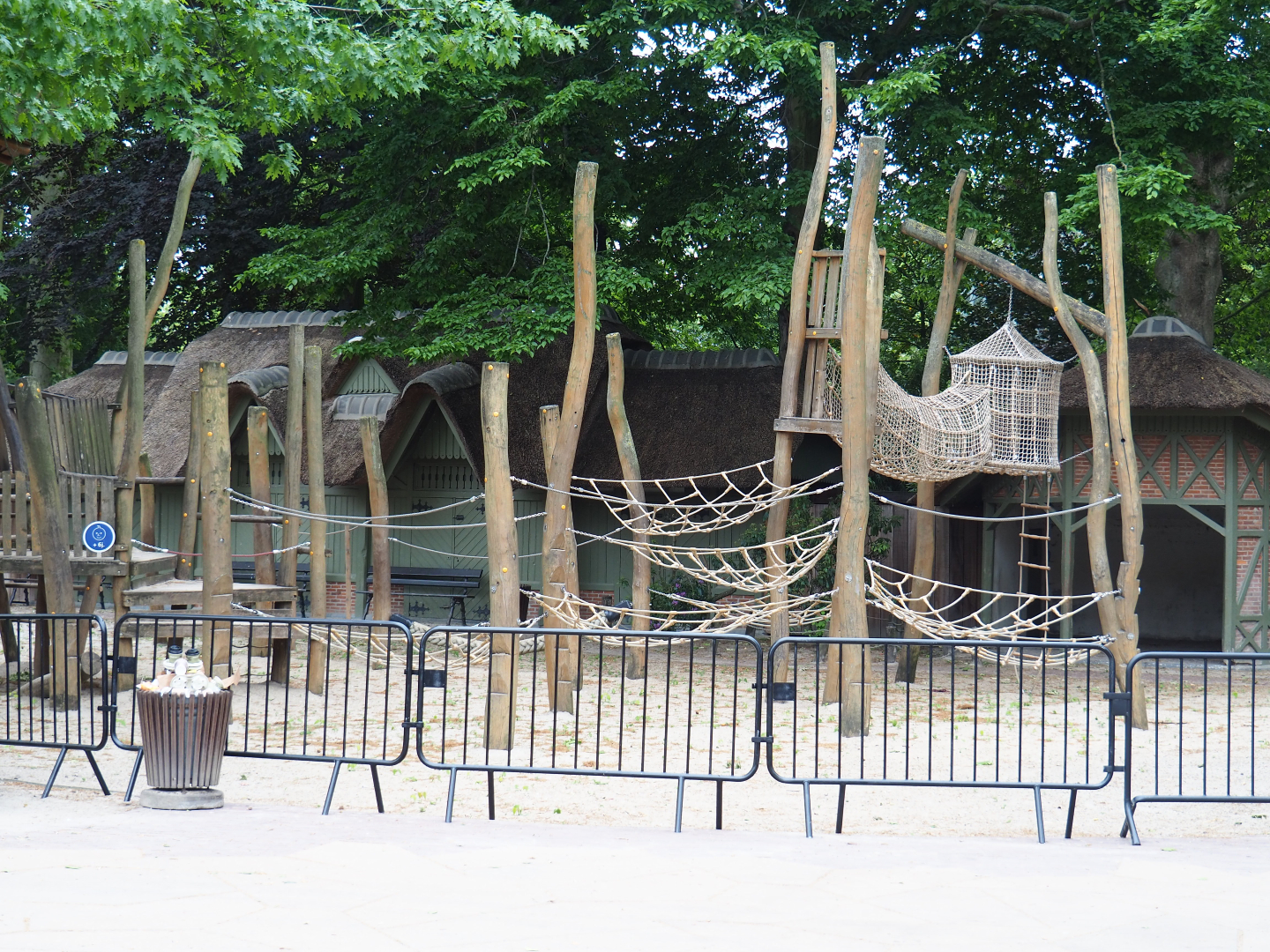 Closed-off playground area, 2020-05-24