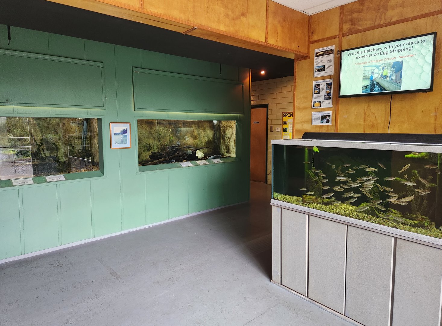 Cold Spring Harbor Fishery & Aquarium - Aquarium building entrance