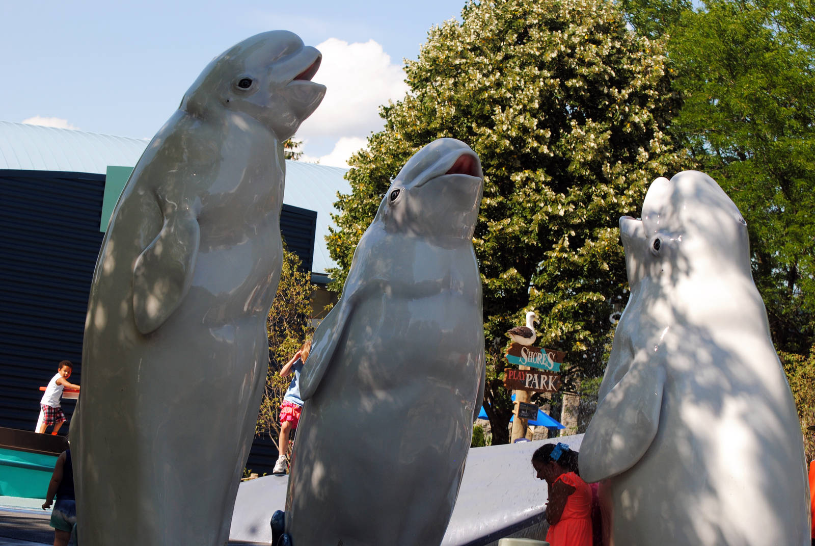 Columbus 2016 - Beluga Fountains/Statues