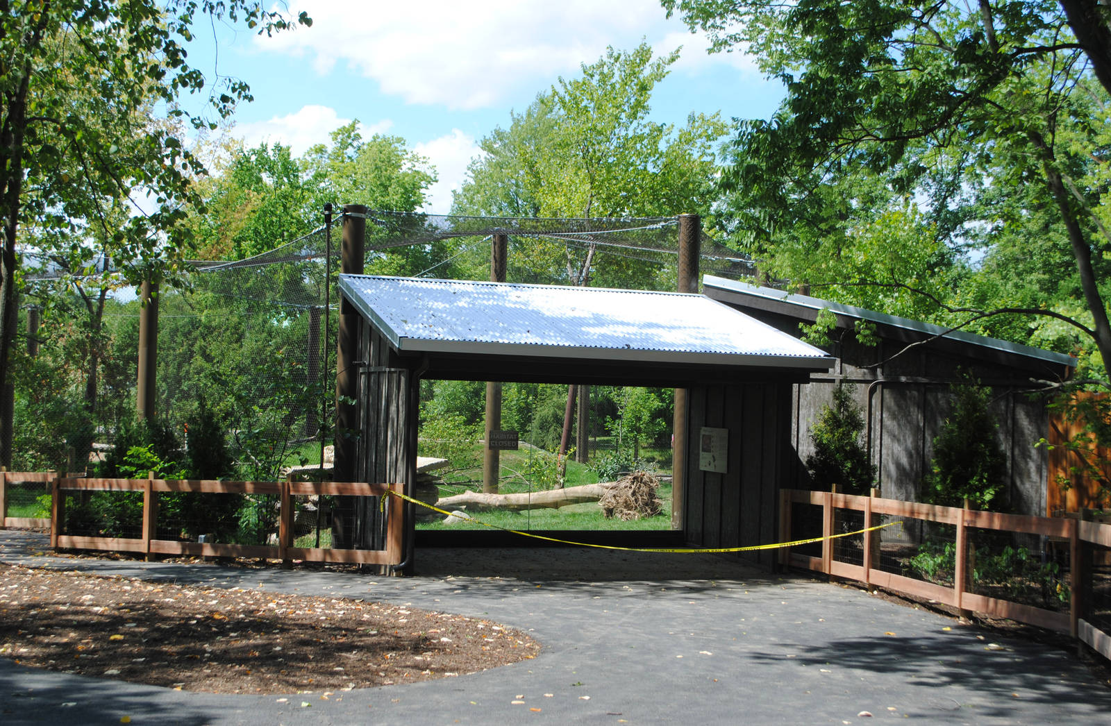 Columbus 2016 - New Puma Exhibit - Right Viewing