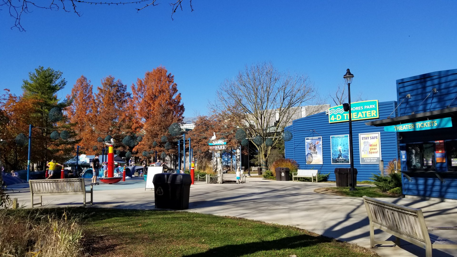 Columbus Zoo - Aquarium, theatre area