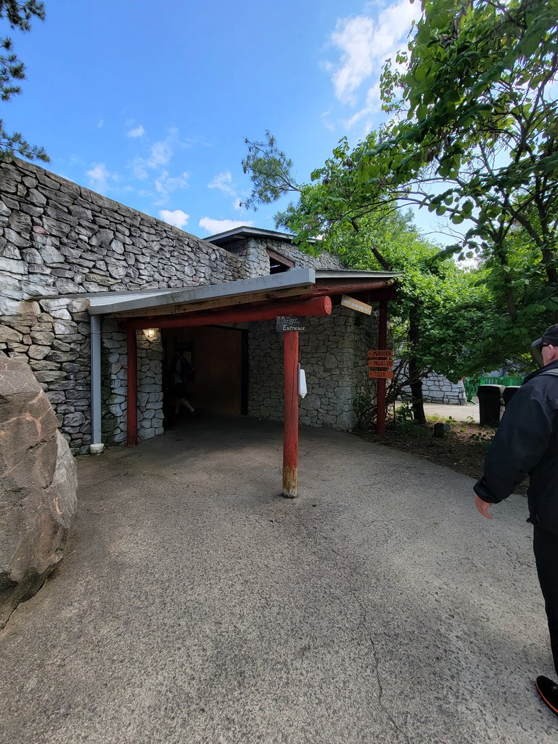 Columbus Zoo - Asia Quest, Markhor, Pallas cat, tiger building