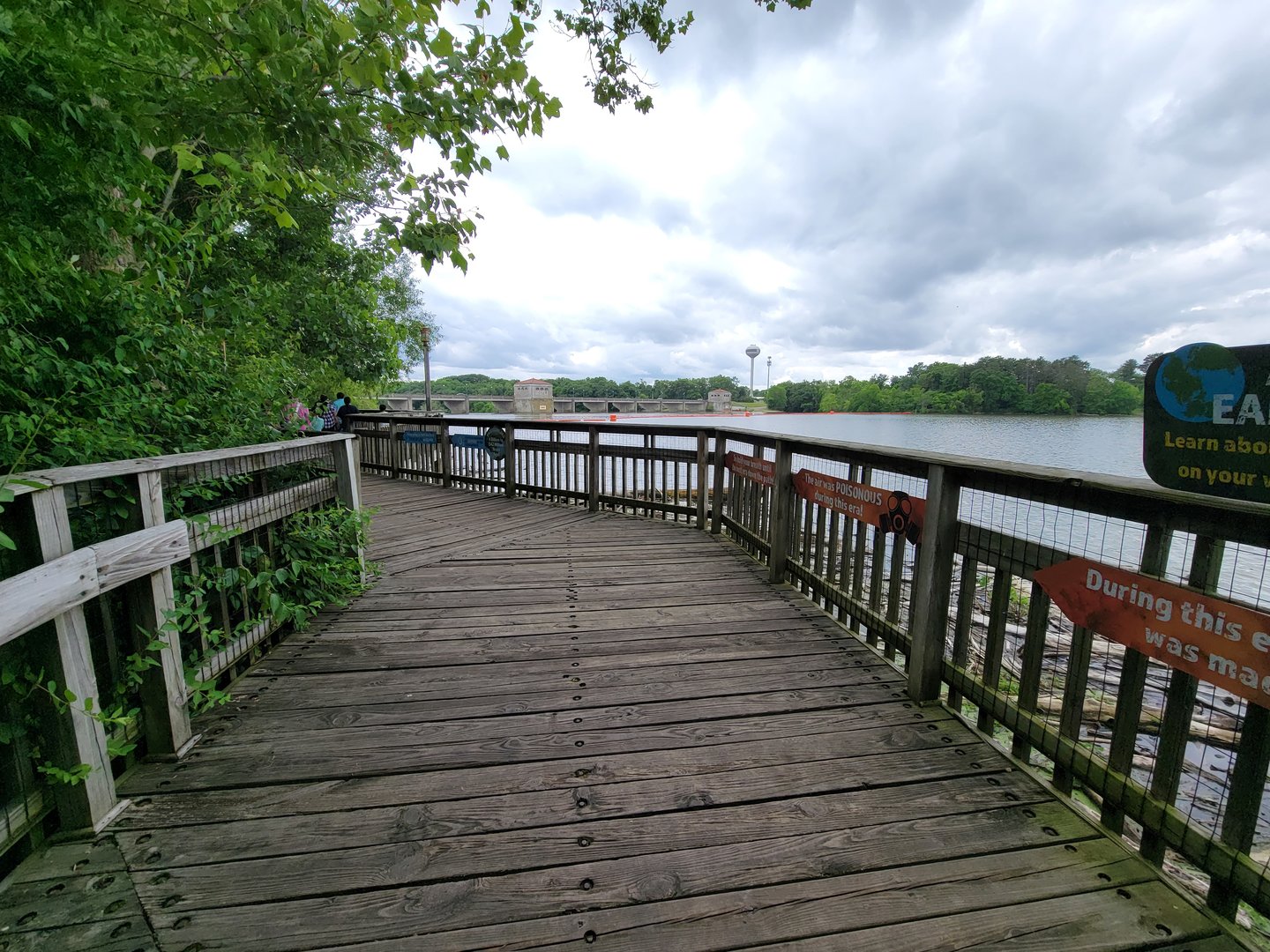 Columbus Zoo - Dinosaur Island path along the river