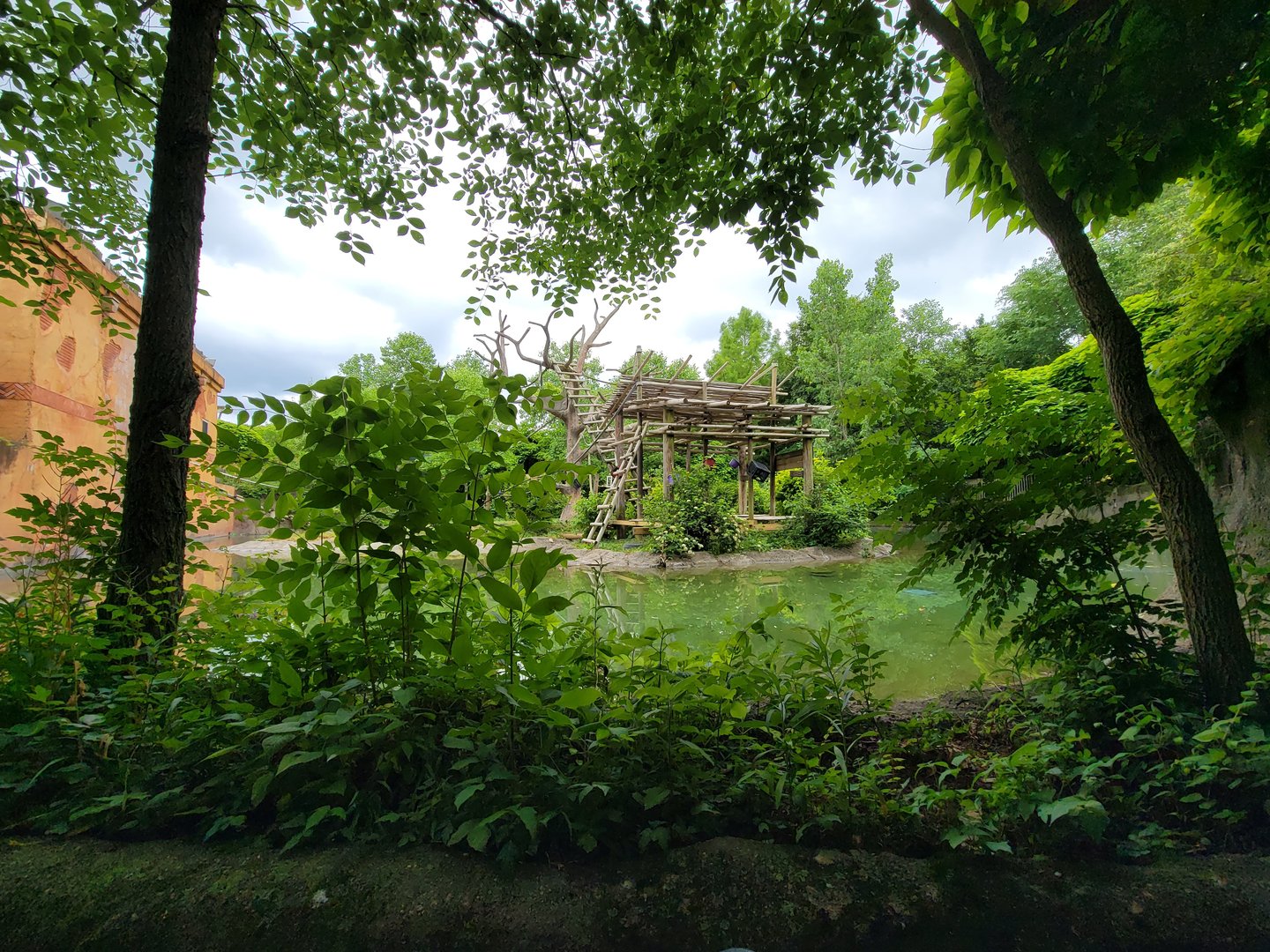 Columbus Zoo - Gibbon island from boat ride