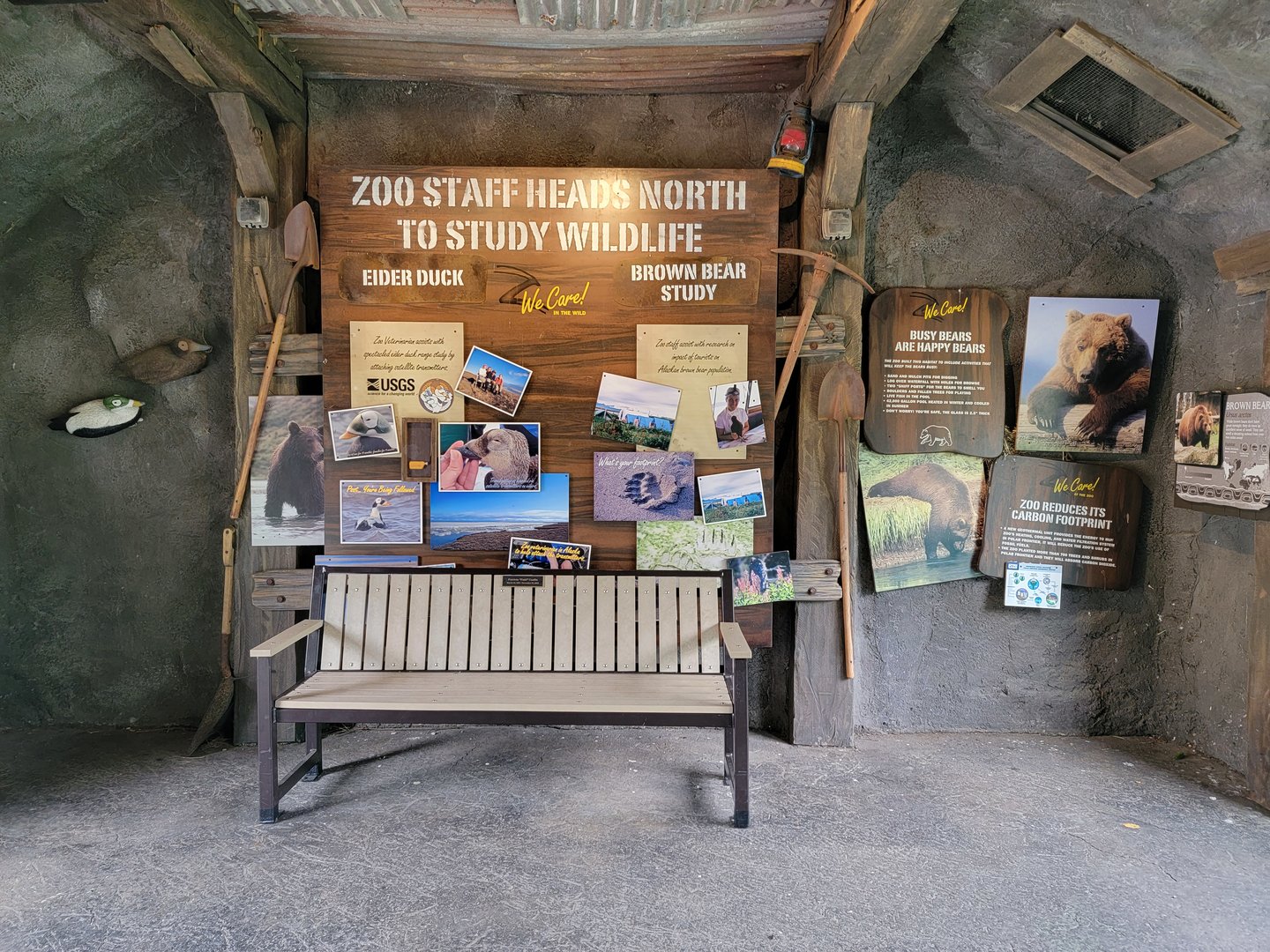 Columbus Zoo - Polar Frontier, Signage about studying brown bears and eiders
