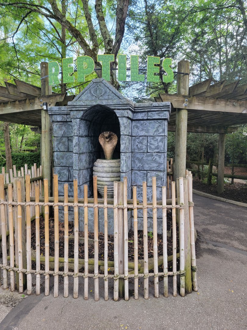 Columbus Zoo - Reptiles entrance