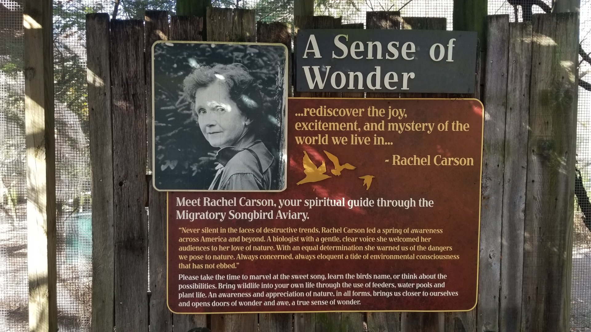 Columbus Zoo - Sign at entrance to songbird aviary