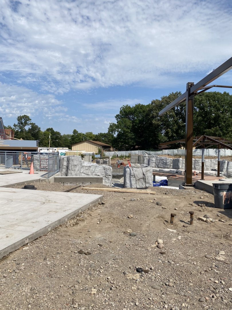 Como harbor construction