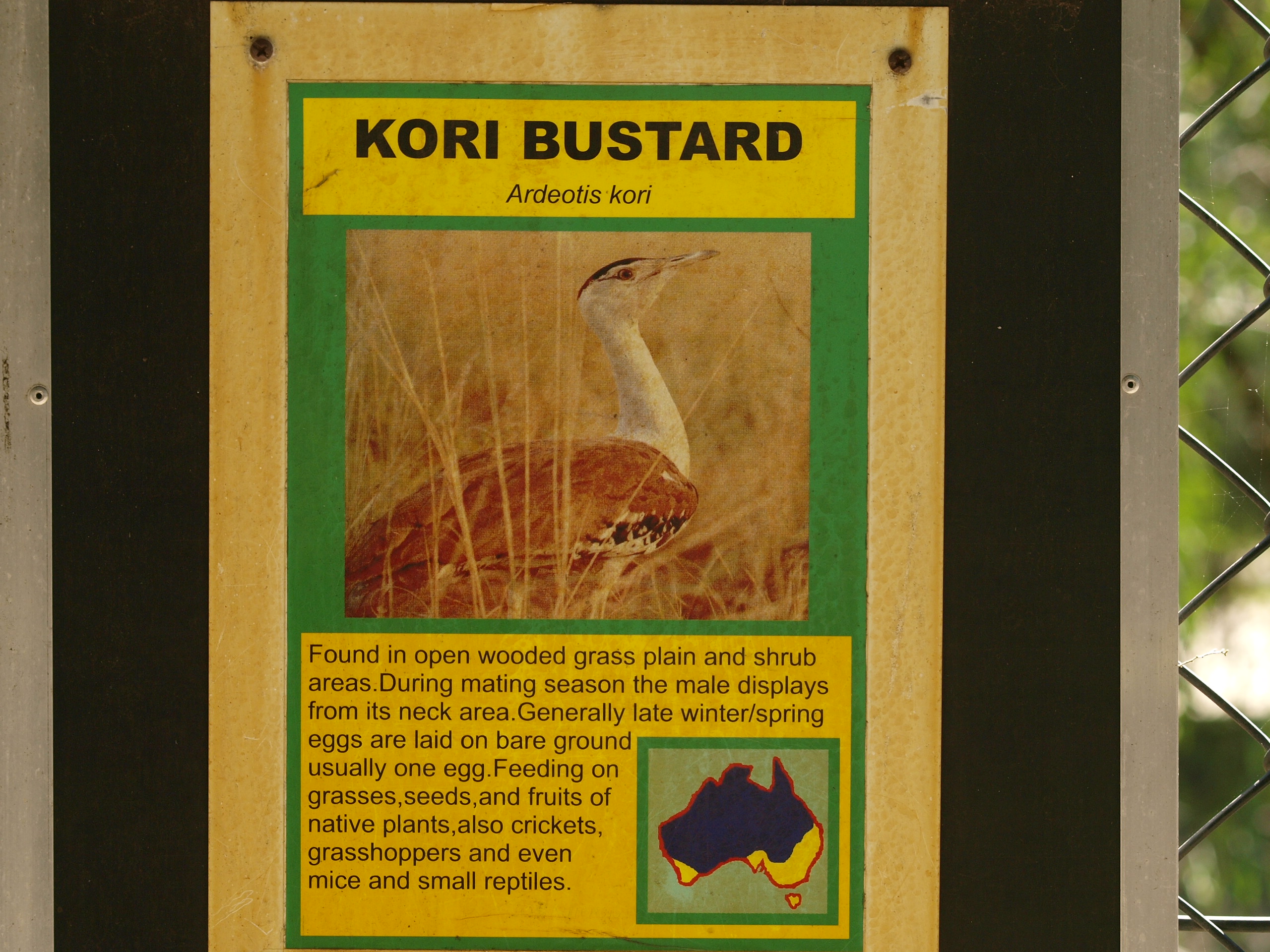 Confusing signage - Caversham Wildlife Park