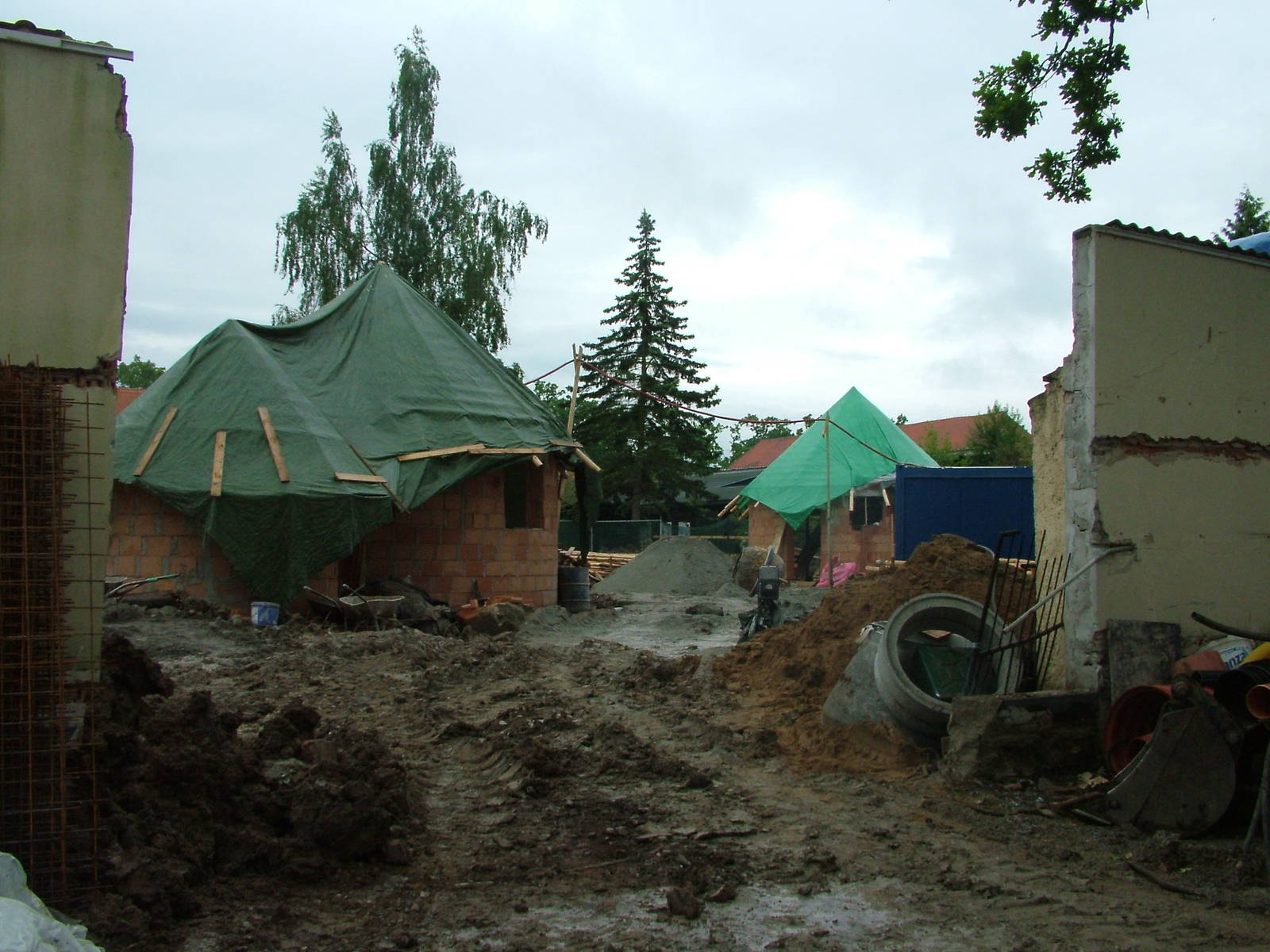 Construction at Ohrada, 26/05/10