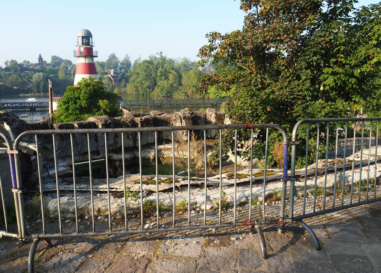 Construction/Demolition on exhibit next to the Cape fur seal exhibit, 2021-09-03
