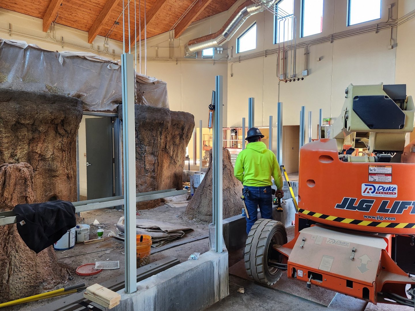 Construction - Indoor Meerkat exhibit and Lion indoor viewing