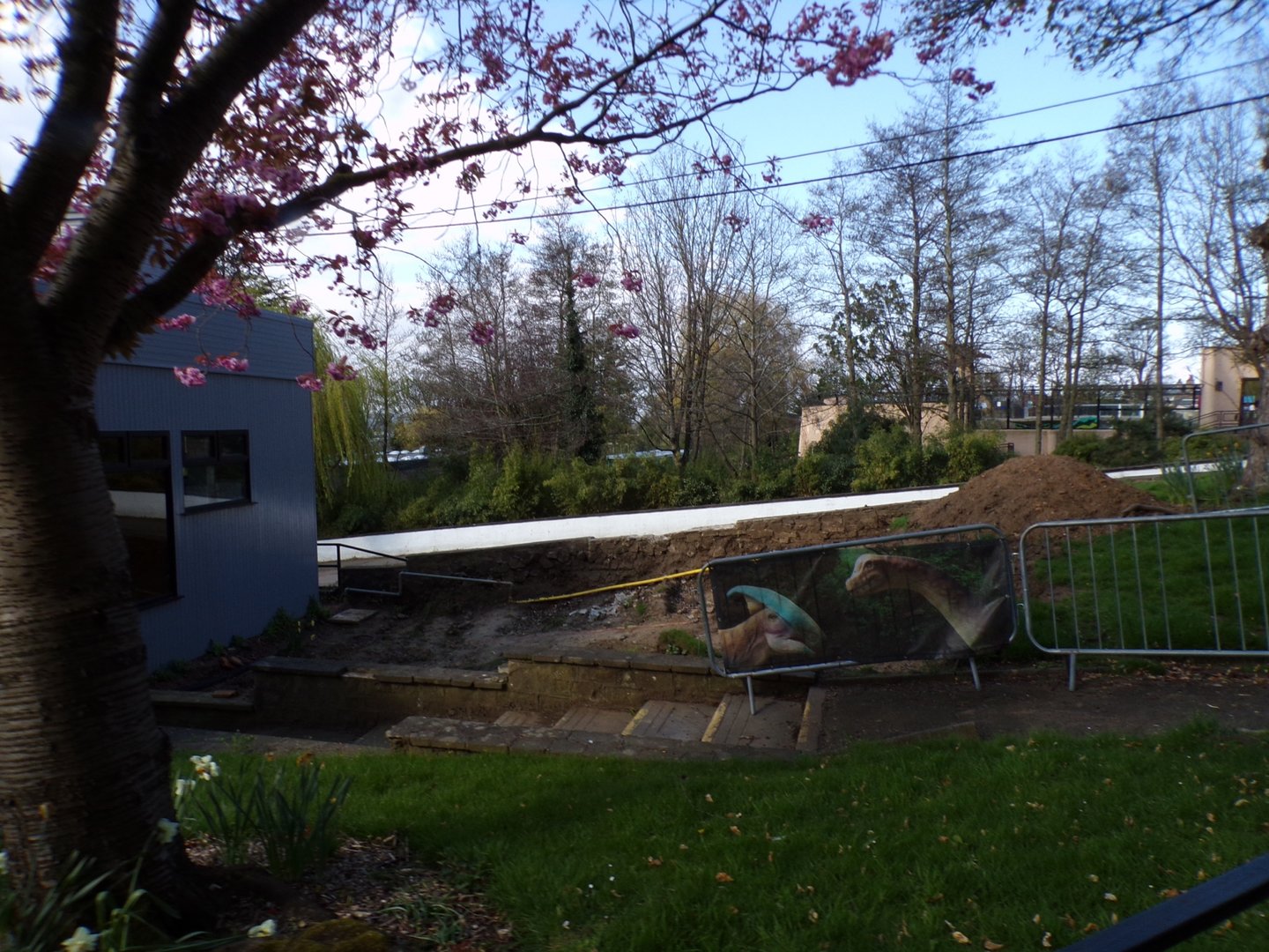 Construction next to the Gannet   22.4.23