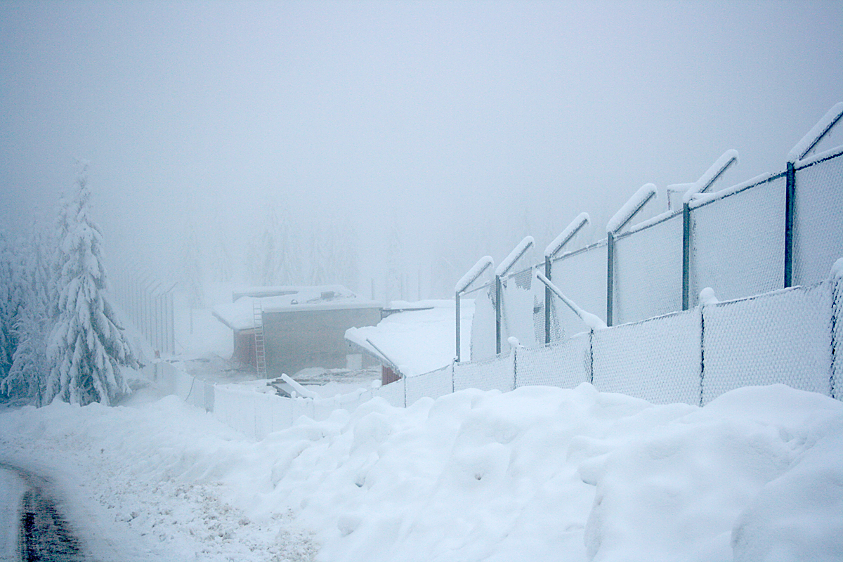 Construction of polar bear enclosure - Orsa Bearpark
