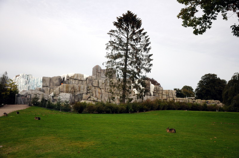 Construction of the new Eismeer at Hamburg
