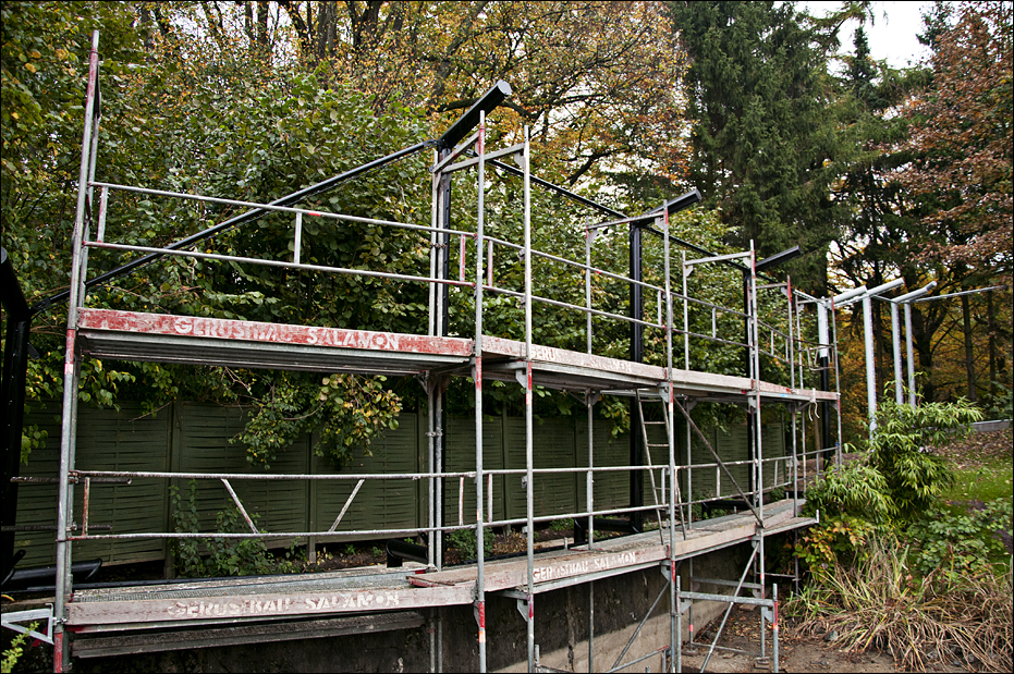 Construction of the new tiger enclosure at Hamburg