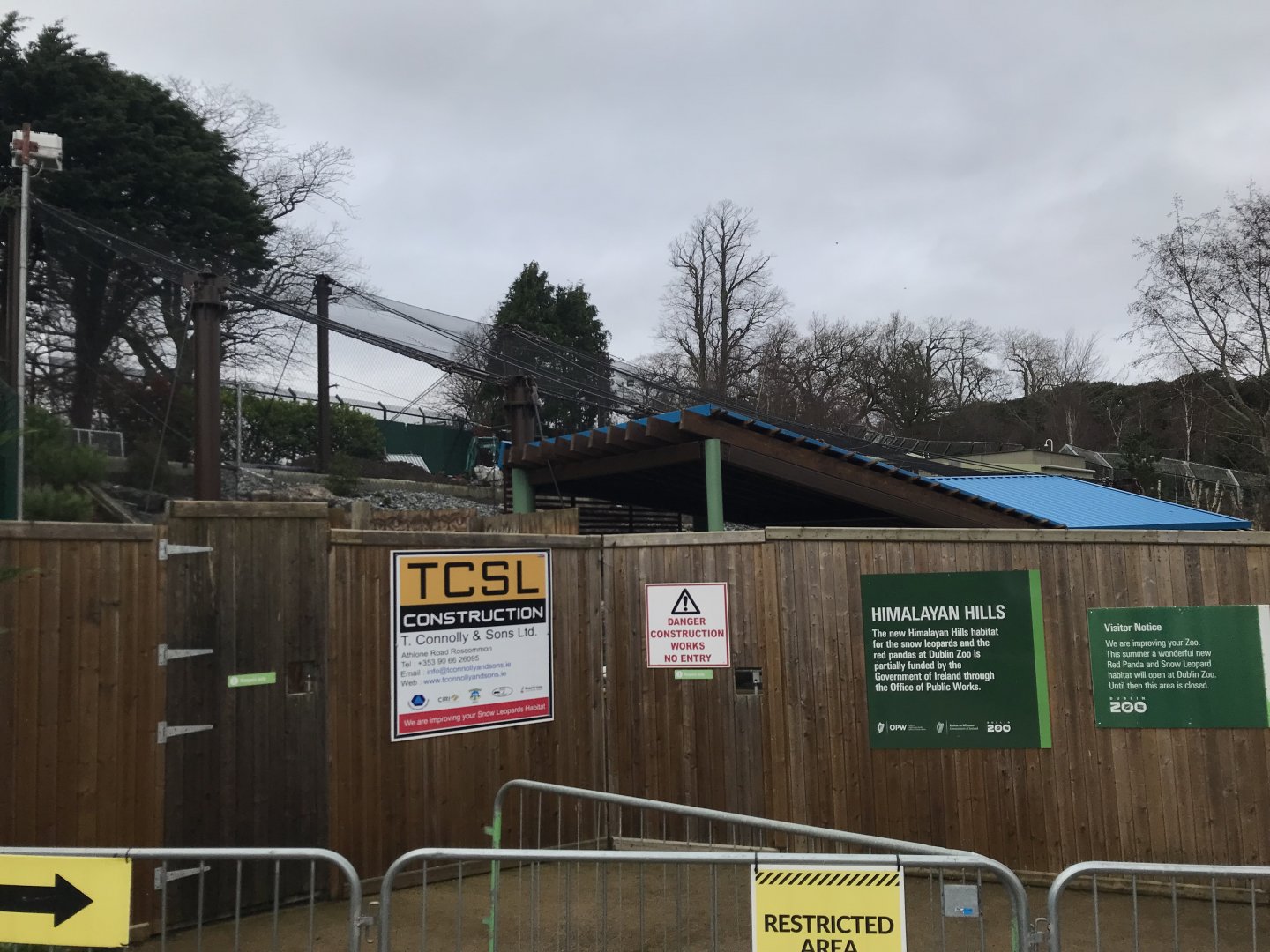 Construction on new snow leopard enclosure - 27/12/2021