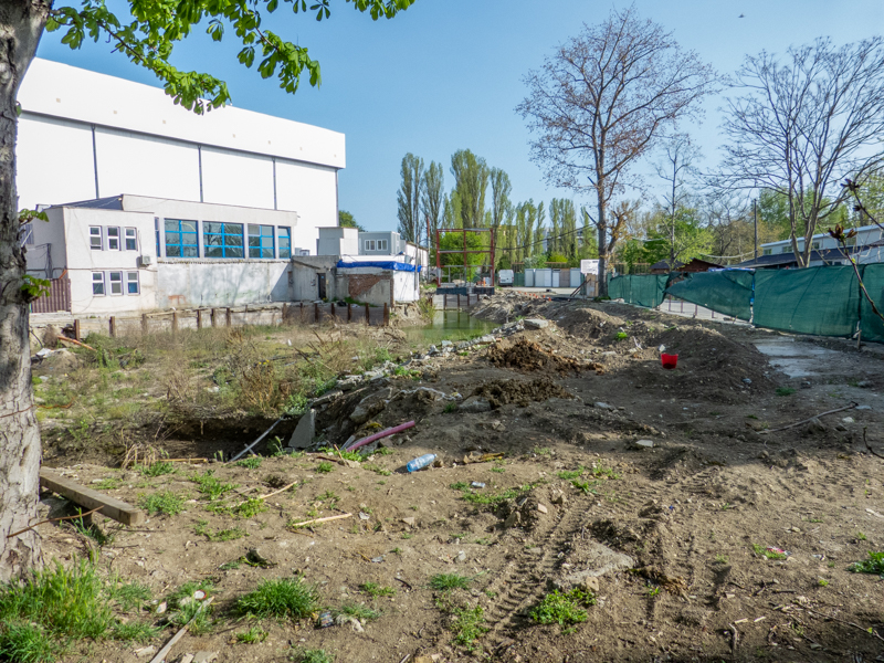 construction side of the extension