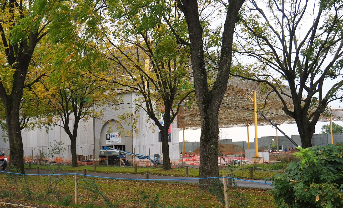 Construction site for "The Sanctuary", 5 hectare South American tropical hall, 2023-10-13