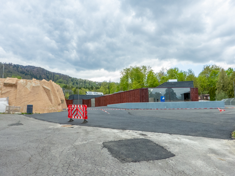 Construction site sea worlds