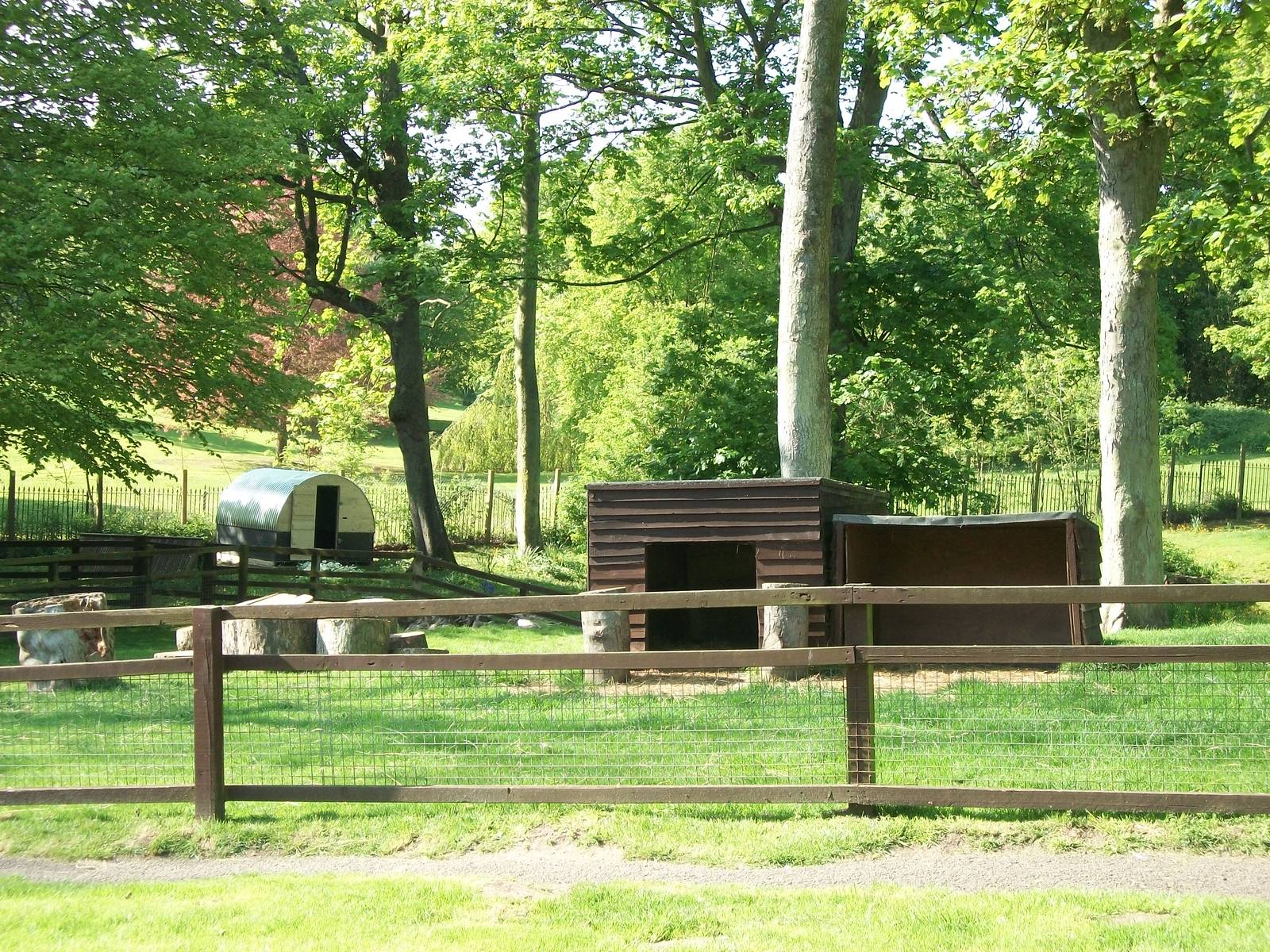 Contrasting styles of shelter, 17th May 2014