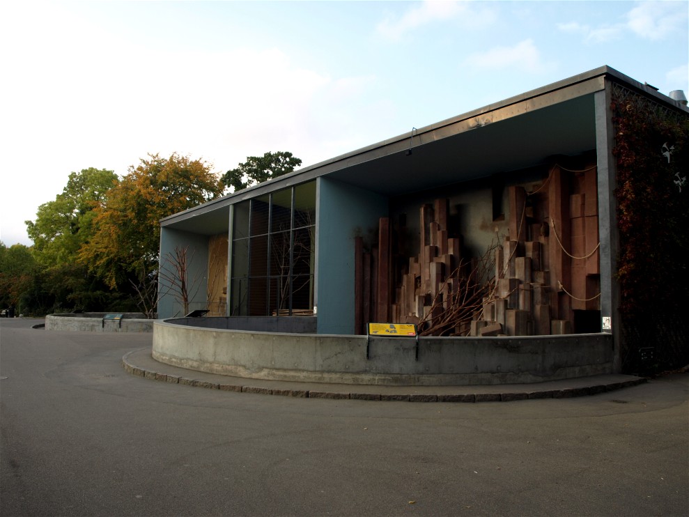 Copenhagen Zoo - World of Primates