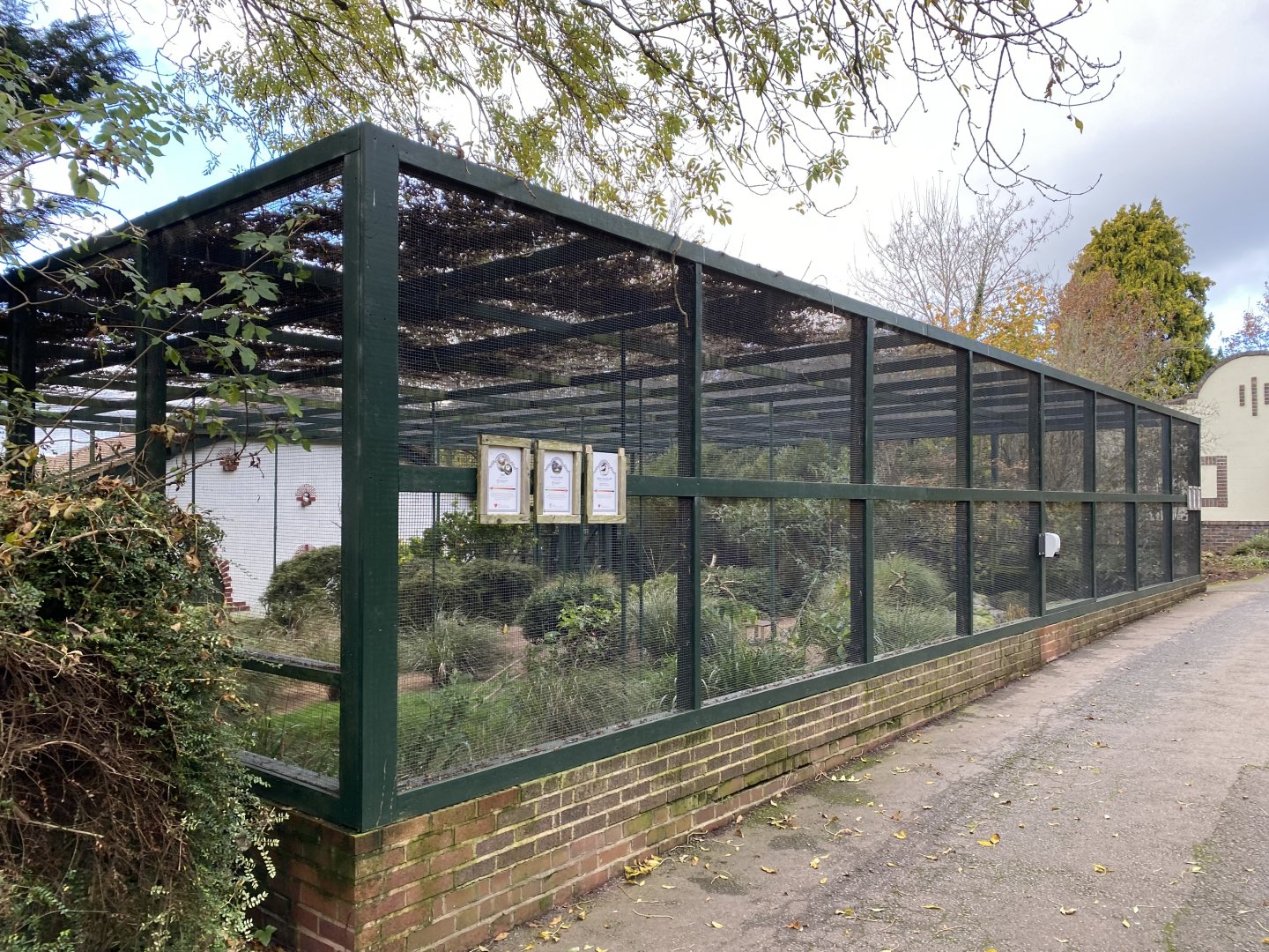 Cottage Aviary 201121