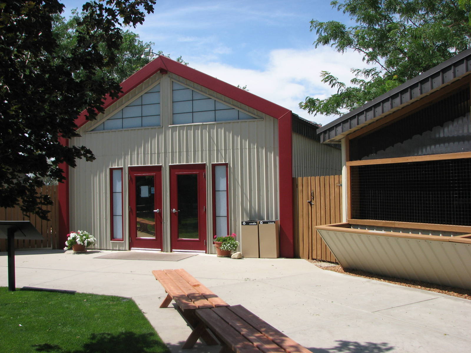 Courtyard - Gift Shop and Mews