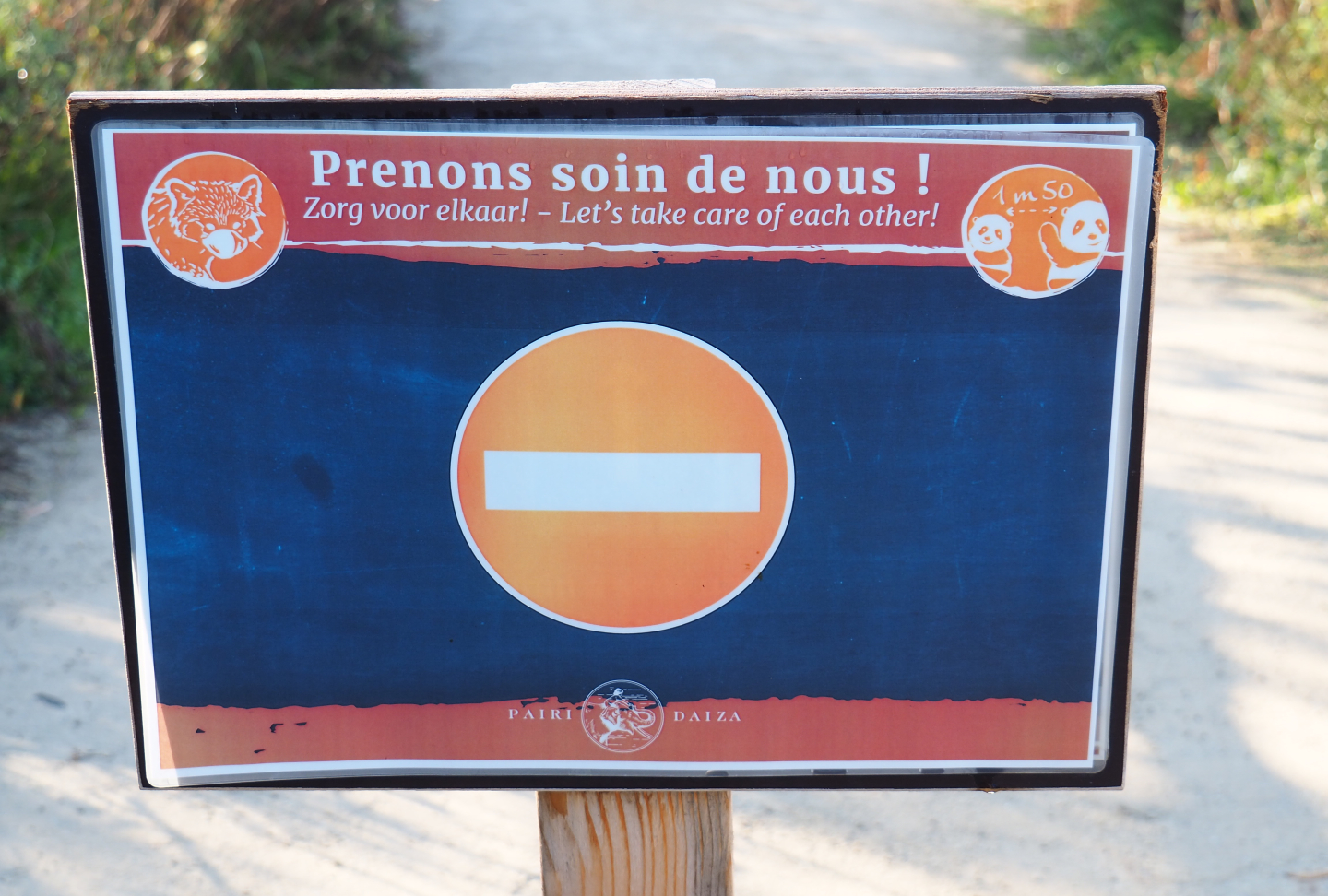 Covid-19 No access this way signage, 2020-09-02