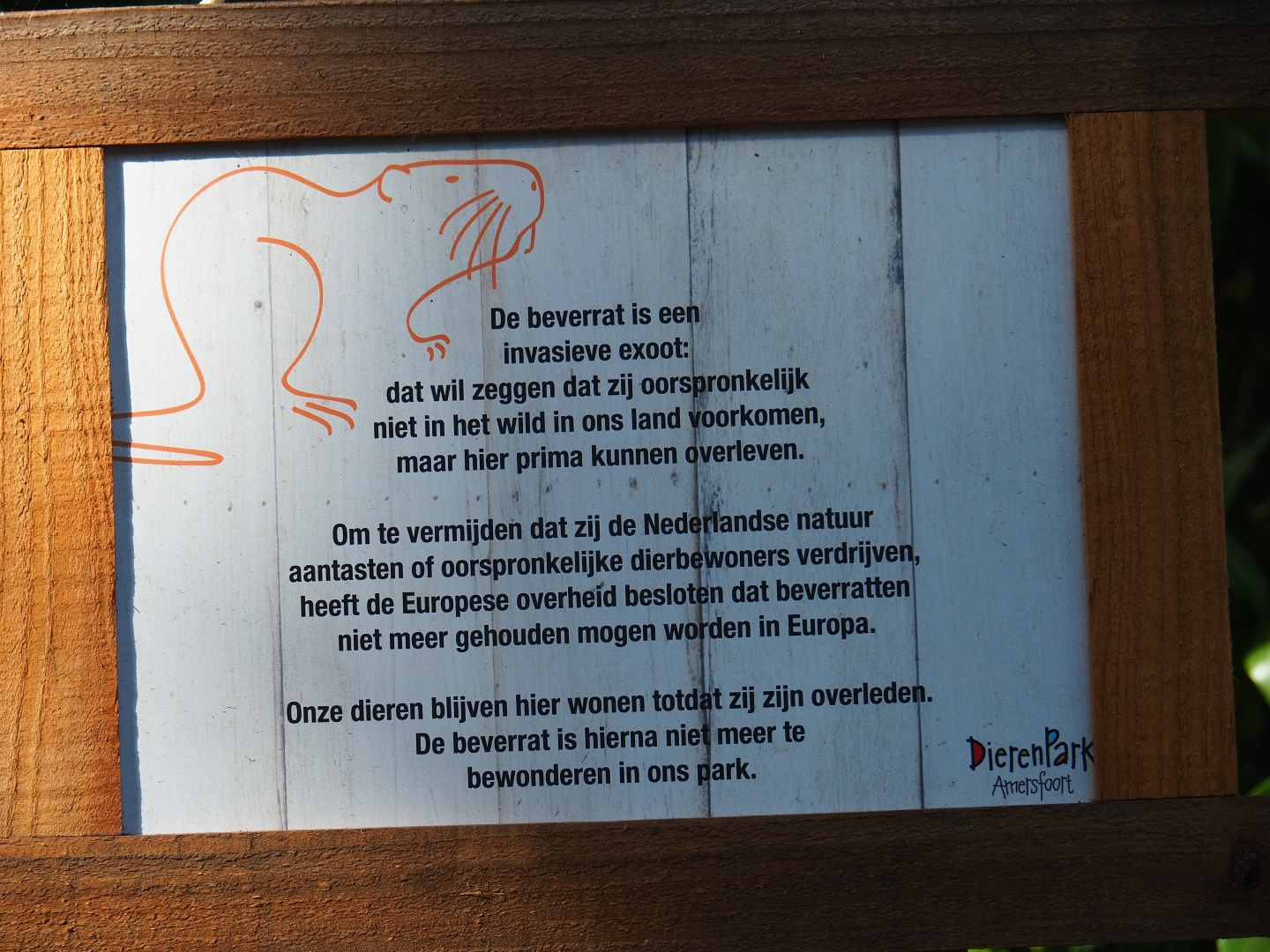 Coypu invasive alien species sign