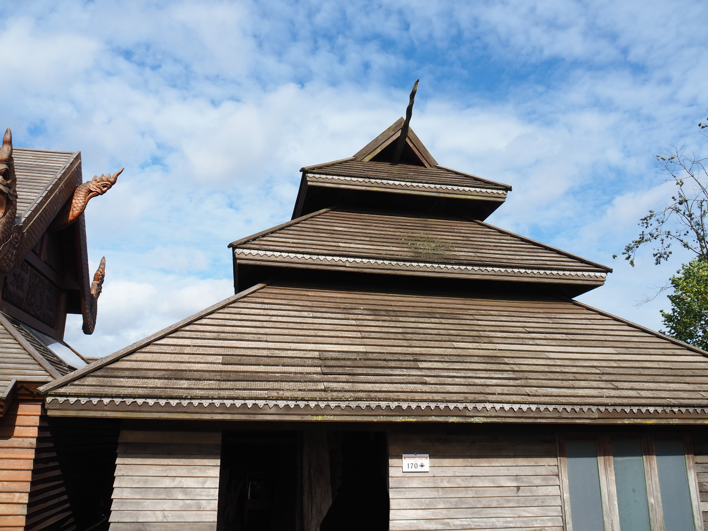 Craftman's house - Asian wooden house with wood carvings, 2019-10-04