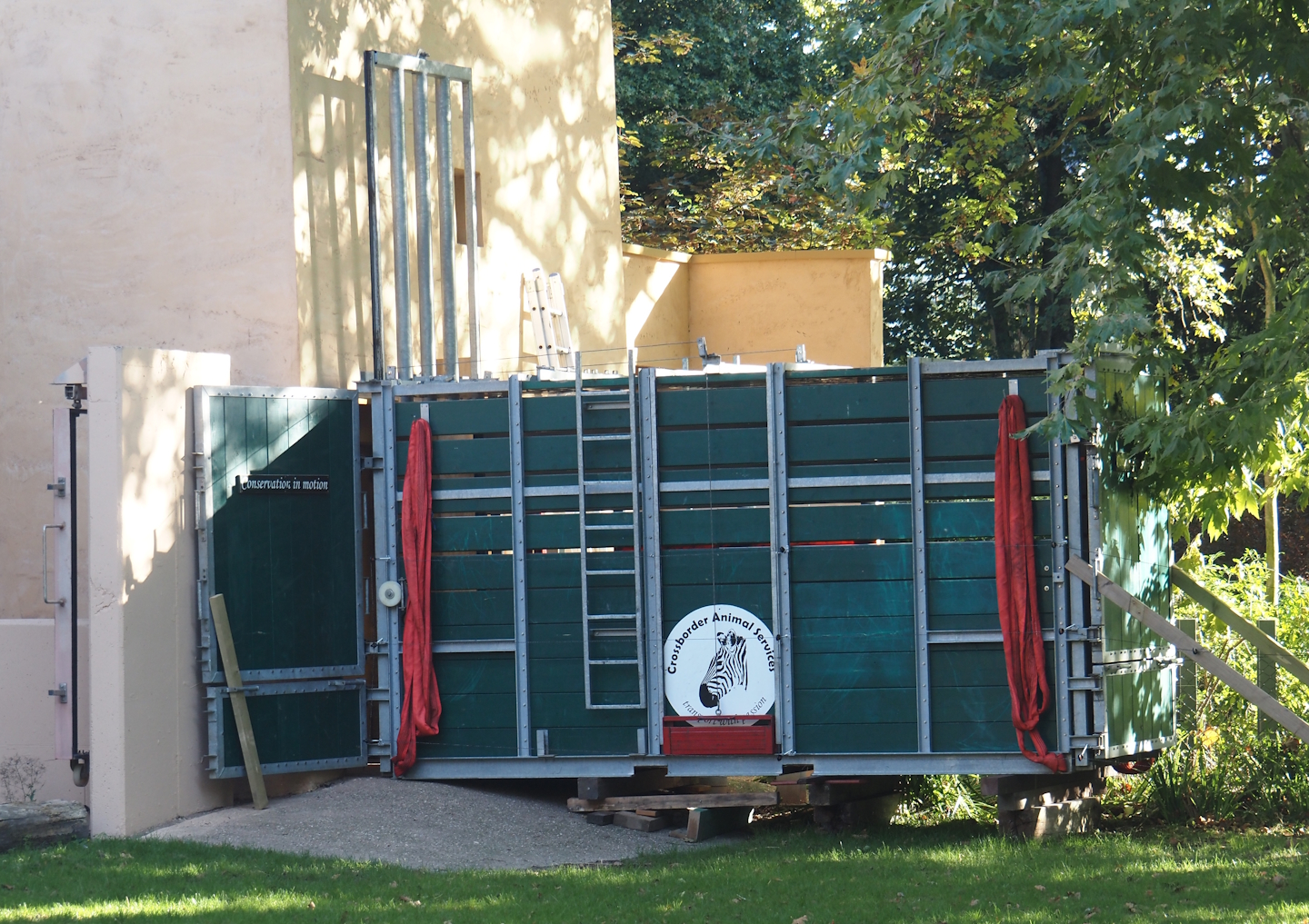 Crate for the transport of hippopotamus Imani to Dublin Zoo, 2024-09-29