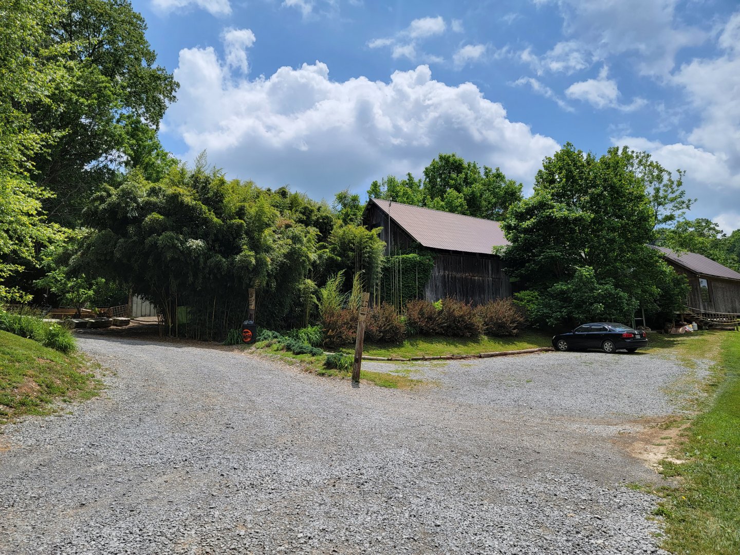 Creation Kingdom - Entrance building