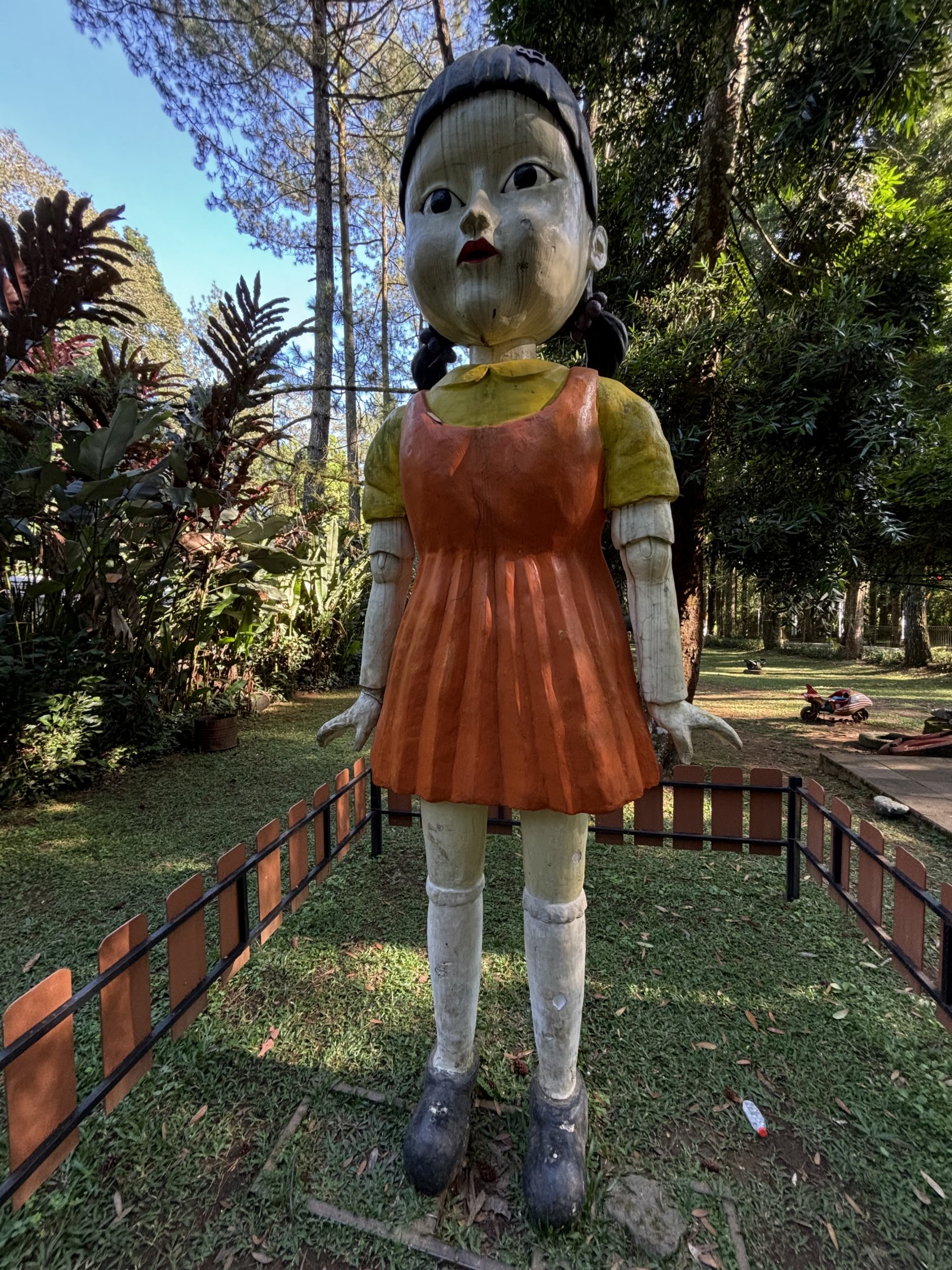 Creepy 'Squid Game' Doll Statue