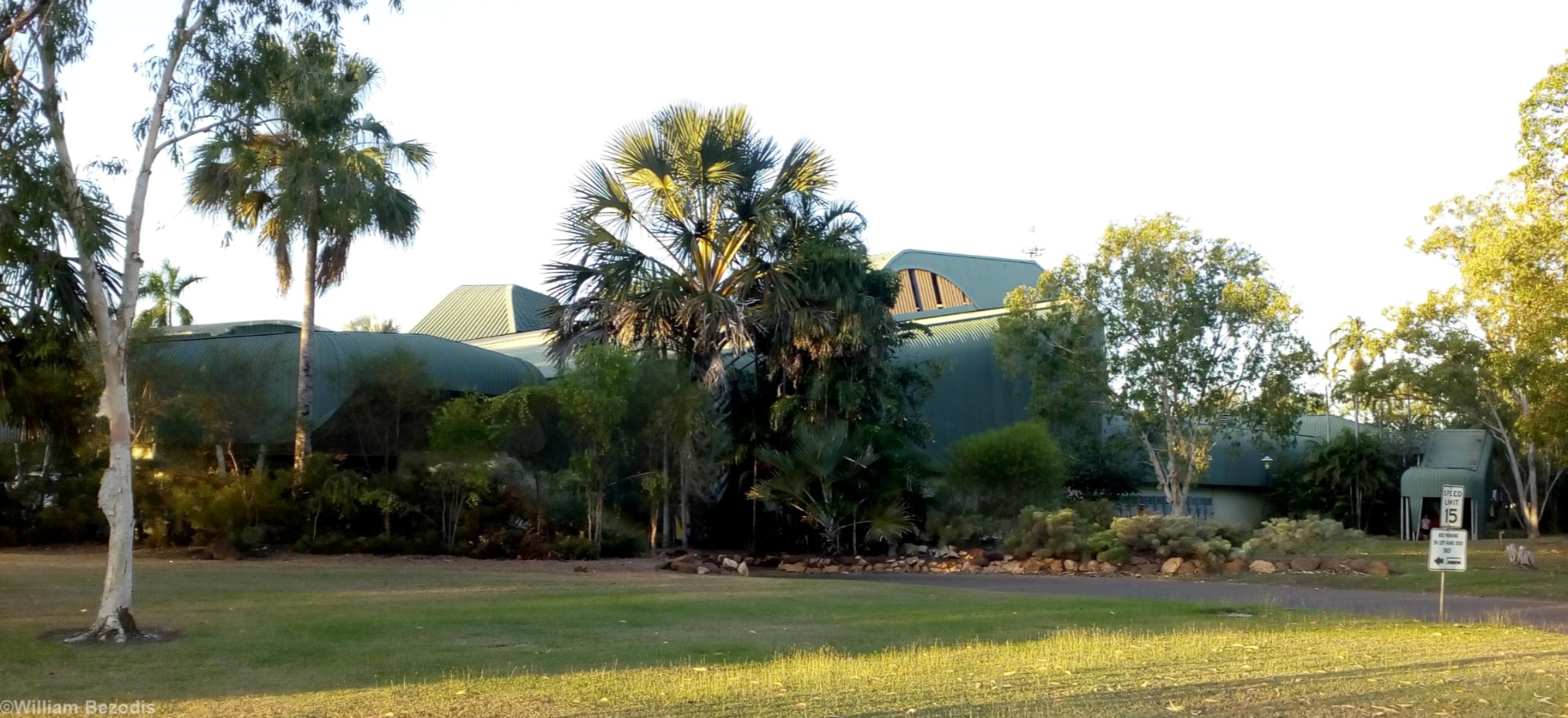 Crocodile Shaped Hotel in Jabiru