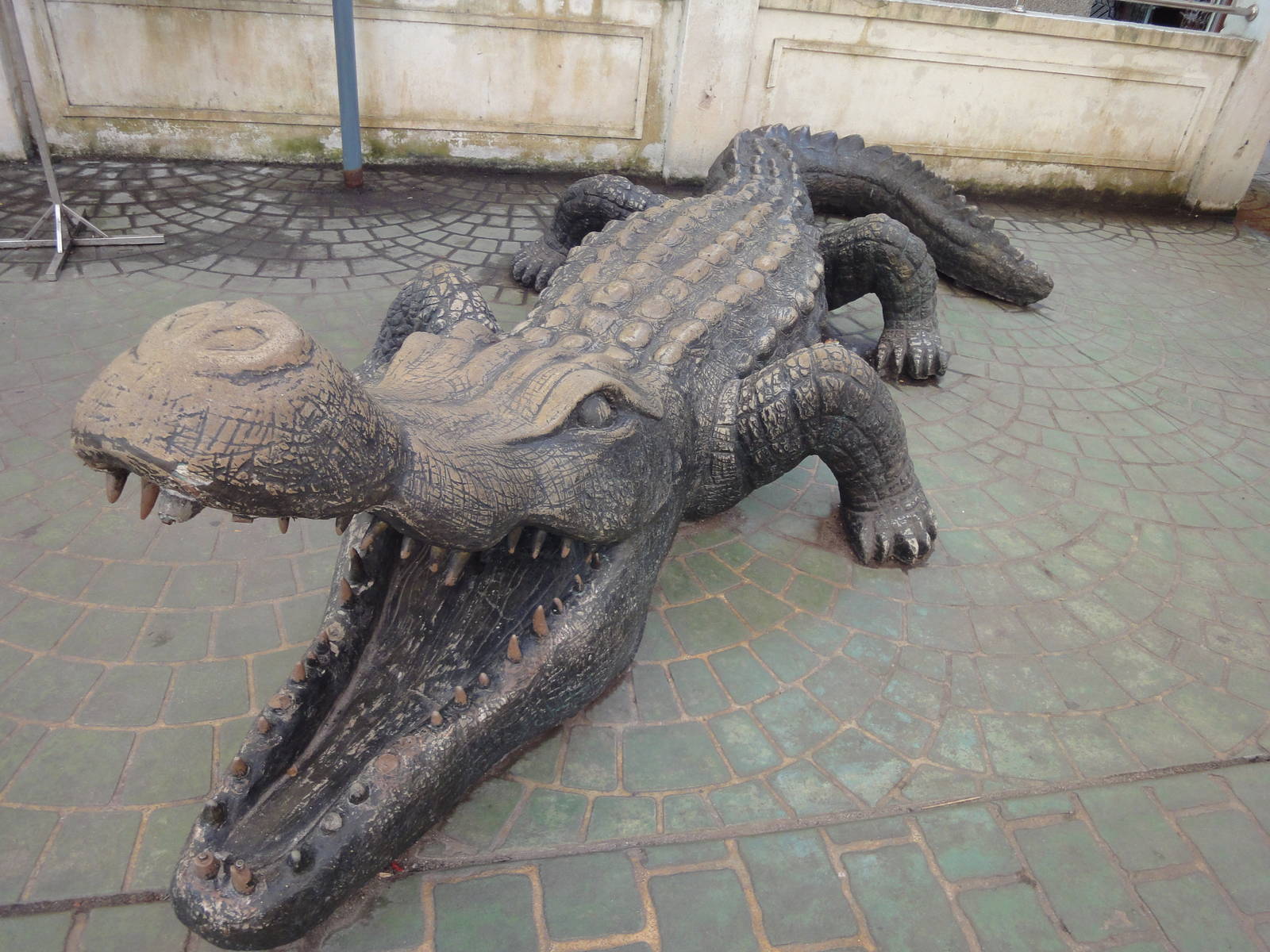 Crocodile Statue