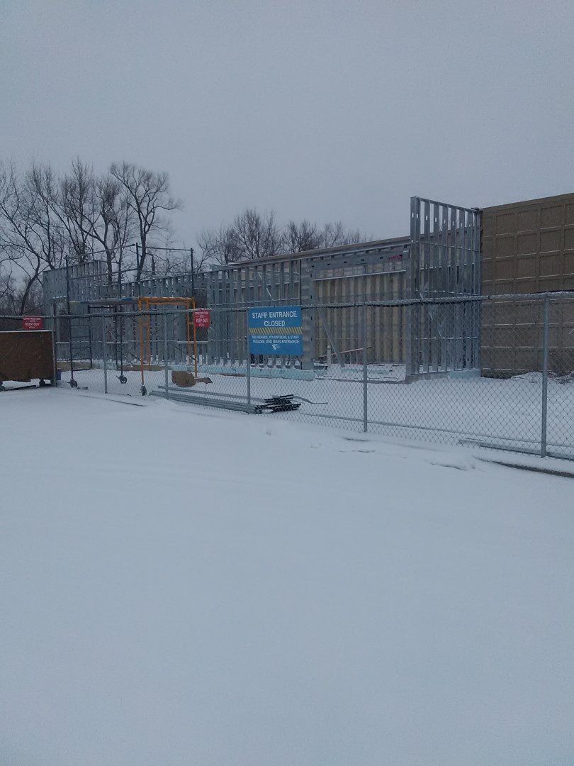 Dakota Aquarium Construction Update