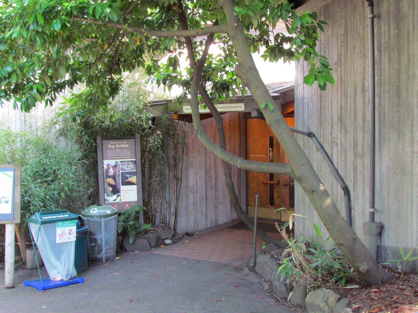 Day Exhibit - Entrance