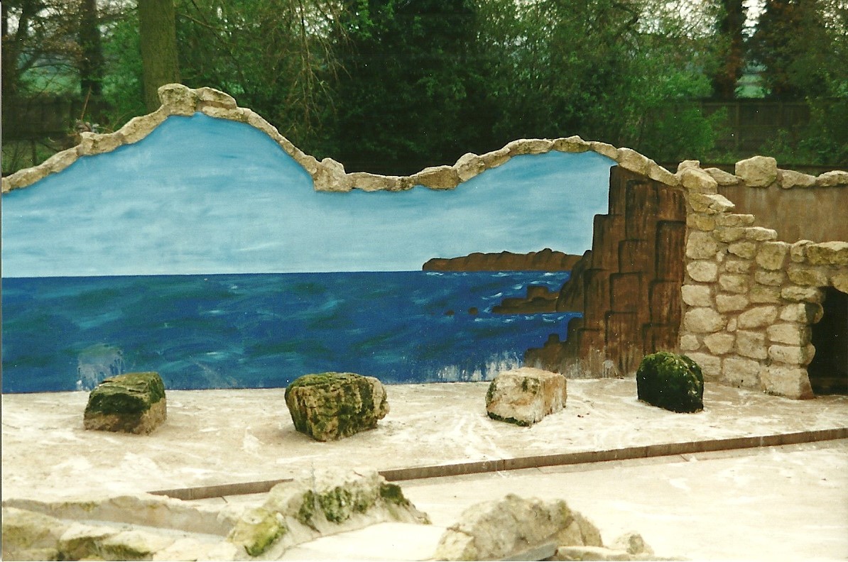 Decorated wall of Penguin exhibit 29th April 2000