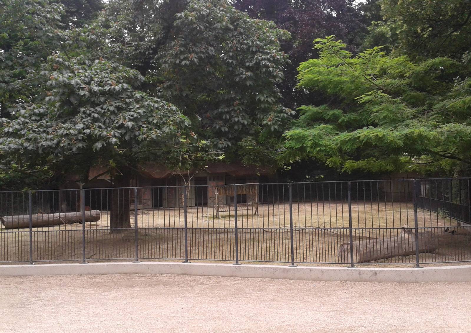 Deer enclosure